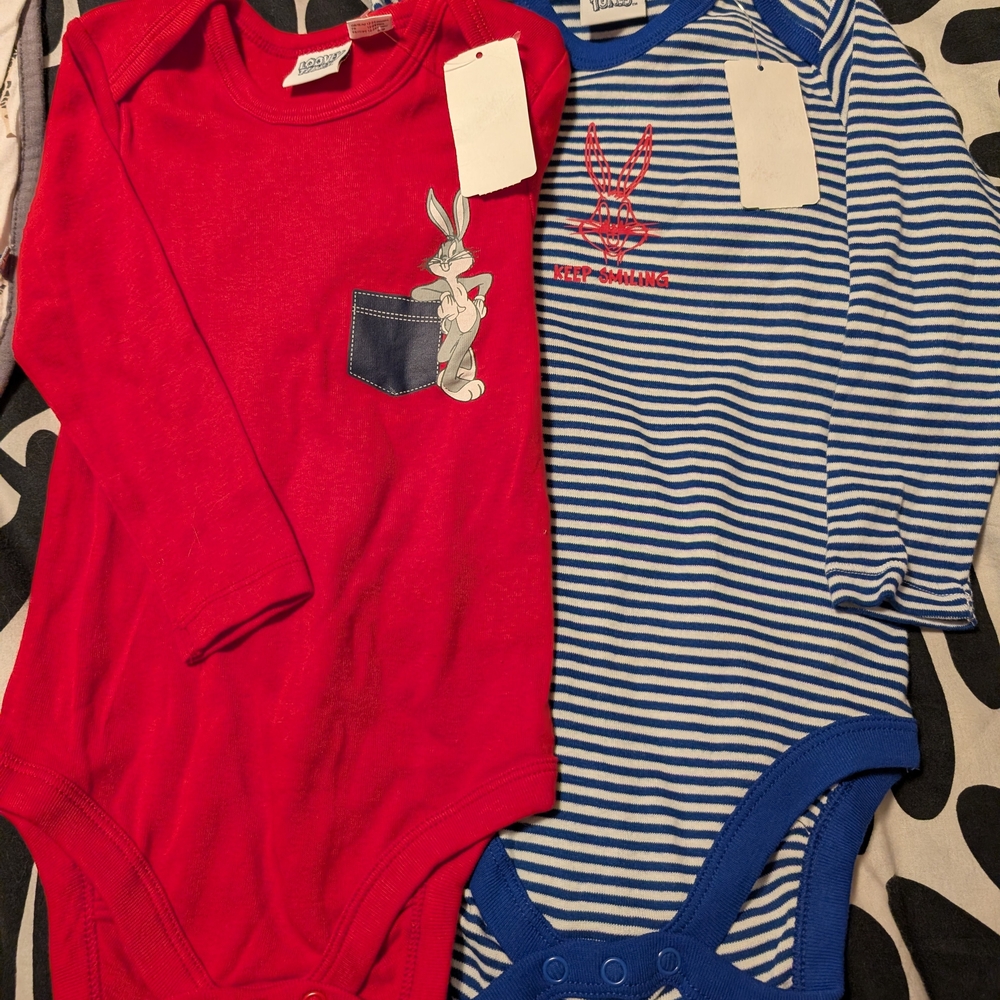 Warner Bros. Red and Blue Baby Bodysuit Set
